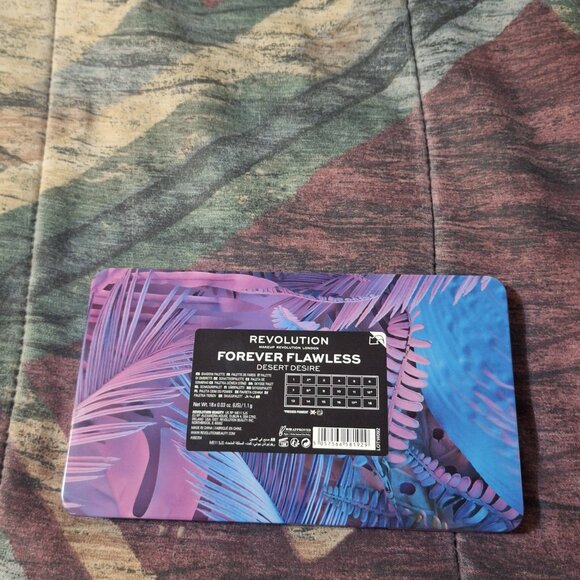 Makeup Revolution Forever Flawless “Desert Desire” Eyeshadow Palette 🌴✨ - Picture 2 of 3